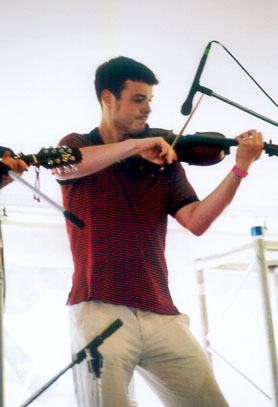 Andrew Dodds on Fiddle